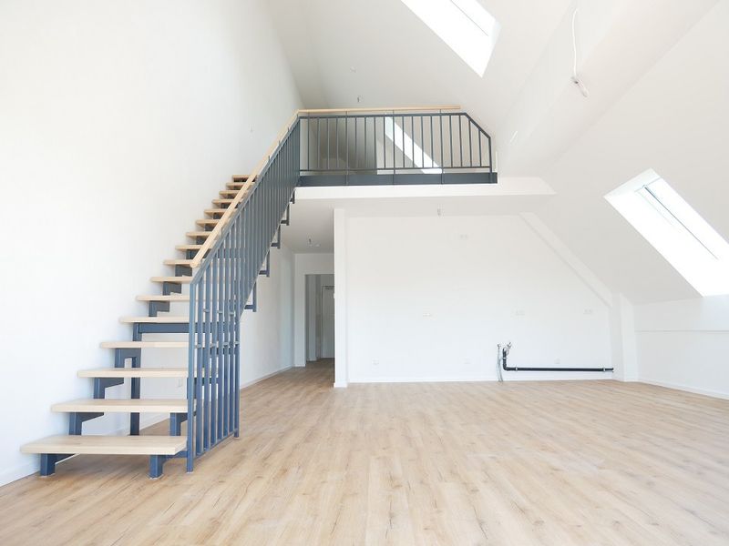 *NEUBAU ERSTBEZUG* Wundervolle 2,5 ZKB DG-Galeriewohnung in Eurasburg